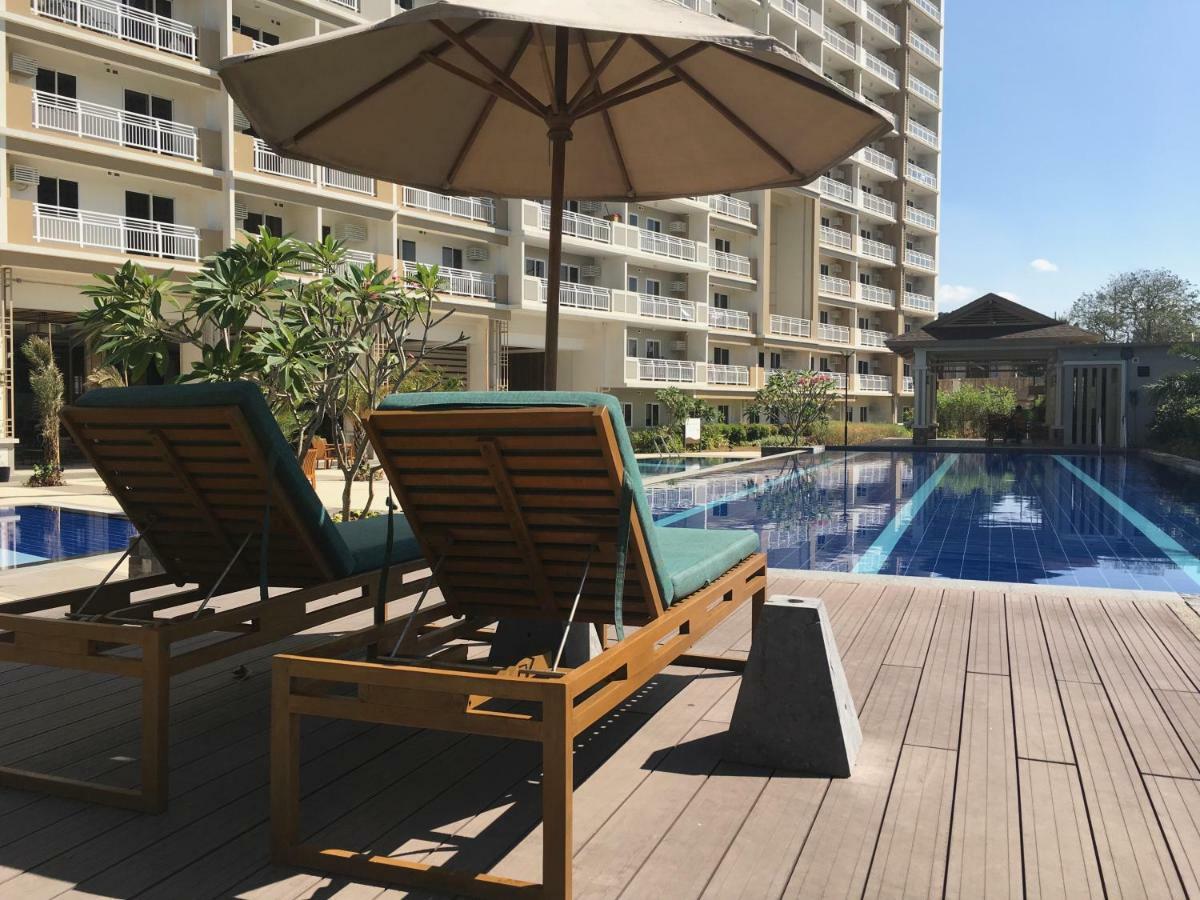 Viera Residence Manila Exteriér fotografie